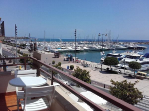 Отель Apartamento Consolat de Mar Cambrils  Камбрильс